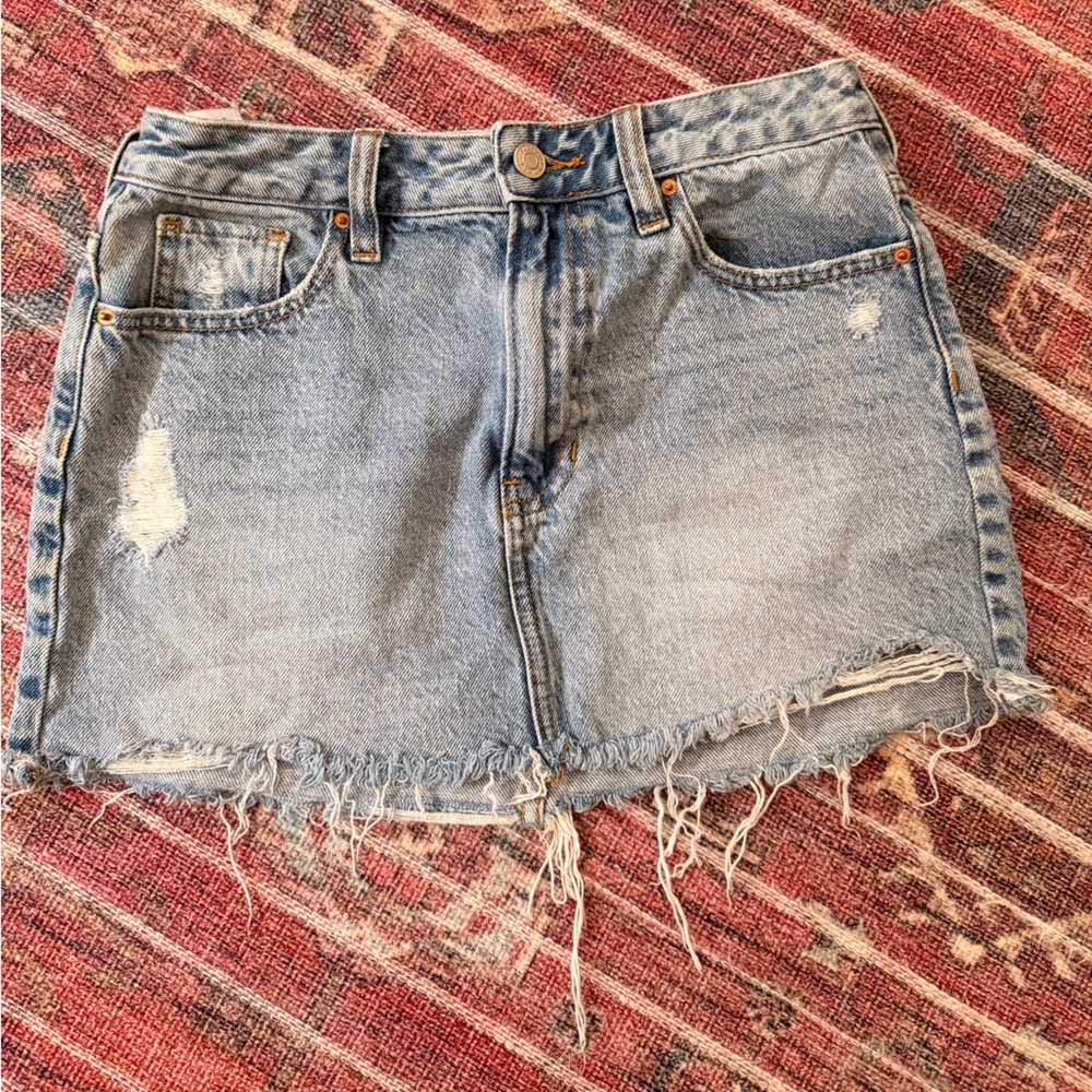 Blue jean mini skirt great condition size 25